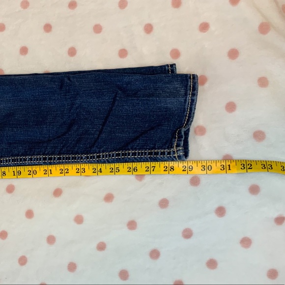 Silver Jeans | Skinny Mid Rise Aiko Jeans Pearl Embellished - Picture 7 of 9